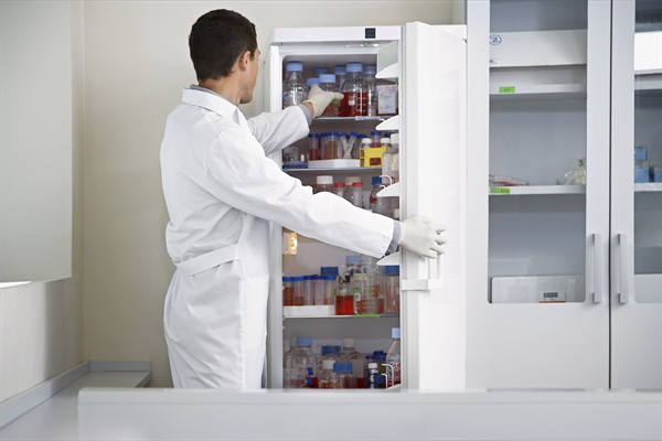 How Refrigerant Choice Affects Maintenance in Commercial Systems