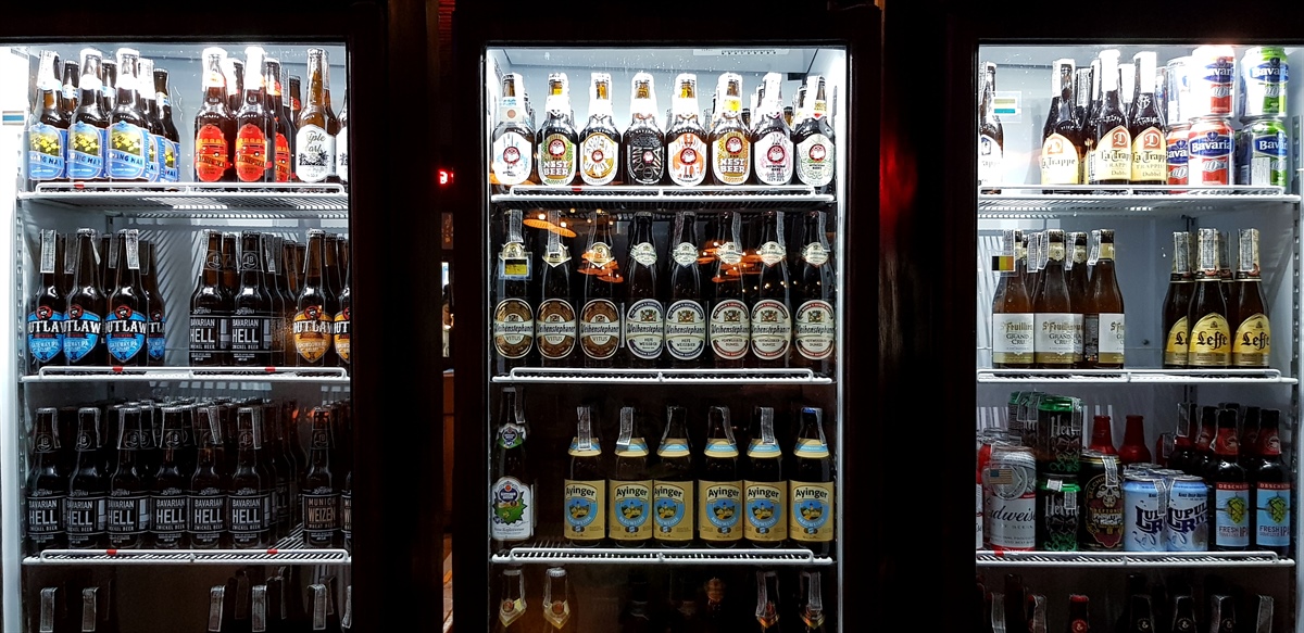 Best Practices for Beer Caves & Walk-In Coolers in Liquor Stores