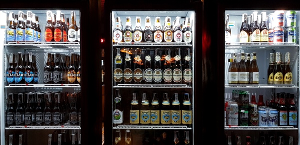 Best Practices for Beer Caves & Walk-In Coolers in Liquor Stores